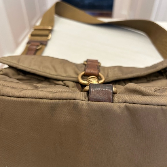 Miu Miu Olive Green Messenger Shoulder Bag - Picture 8 of 13